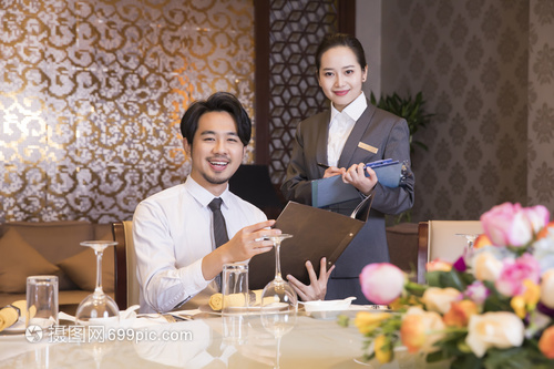 酒店餐飲服務 點菜環(huán)節(jié)的藝術與效率